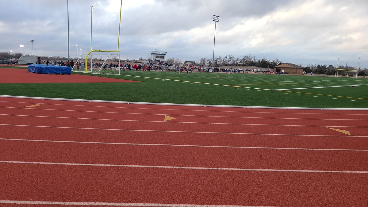 USD332Principal's tweet photo. First JH track meet of the year. #30mphwinds #GoCats #USD332 https://t.co/3wrGt136Ed