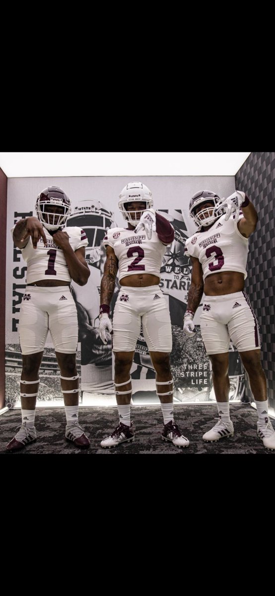 KeiMon Ewing’💫 (@KeiMonEwing) on Twitter photo 2023-03-31 02:39:48 I had a great time @HailStateFB today with my teammates! Big Thanks to @Indomito_2 and @AndreaKHollis 🙏🏽 @Coach_MBrock @CoachZachArnett @CoachGregKnox @LawrencHopkins #GoBulldogs I had a great time @HailStateFB today with my teammates! Big Thanks to @Indomito_2 and @AndreaKHollis 🙏🏽 @Coach_MBrock @CoachZachArnett @CoachGregKnox @LawrencHopkins #GoBulldogs