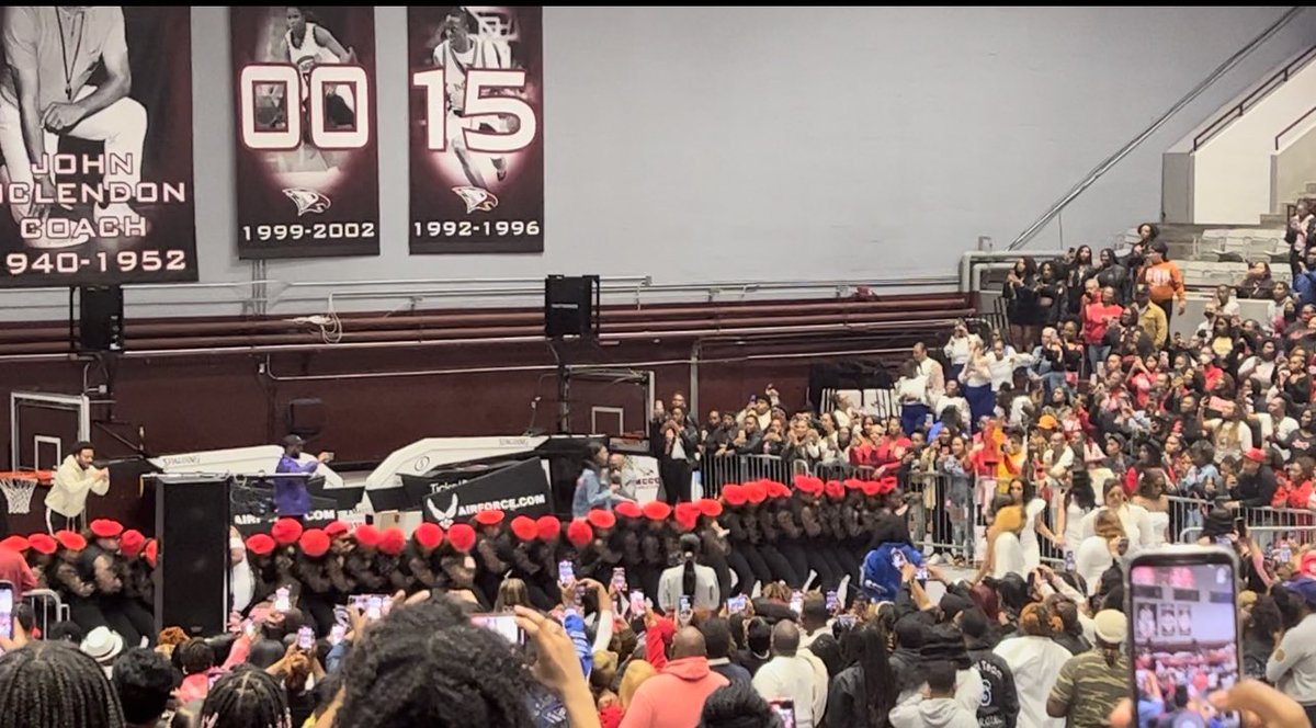 Kenya Moore-Kerr tweet media