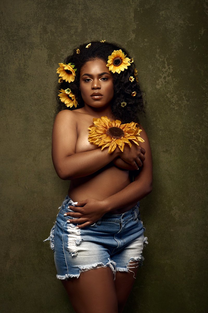 Thee Barefaced Beauty ✨ tweet media