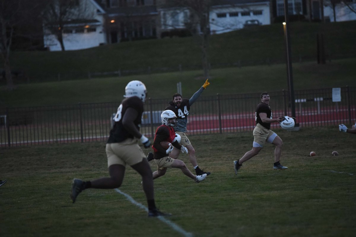 Spring 🏈 in the twilight... 🌙

#GoLehigh #TheNest ⛰️🦅