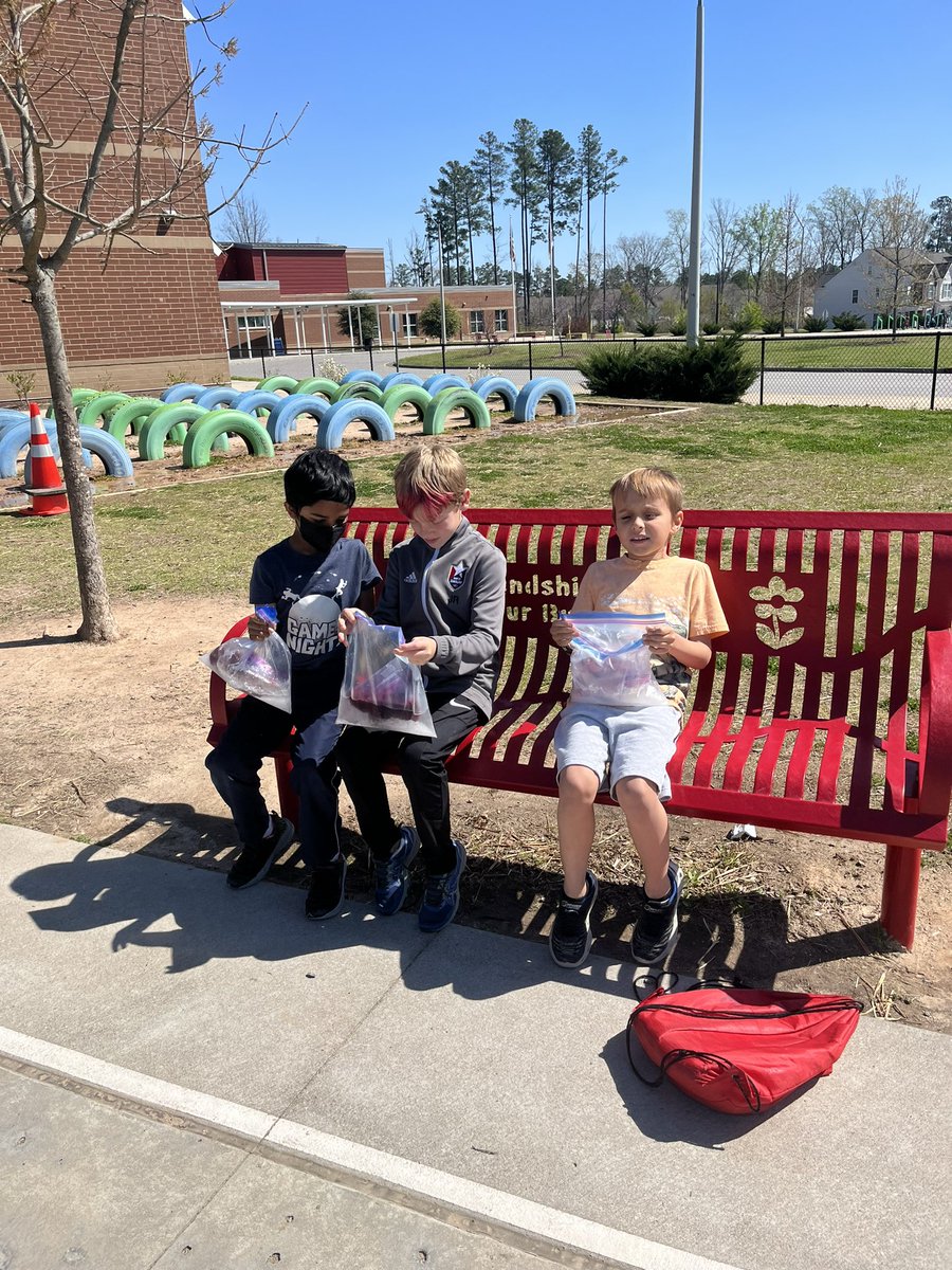 Mrs. Baxter tweet media