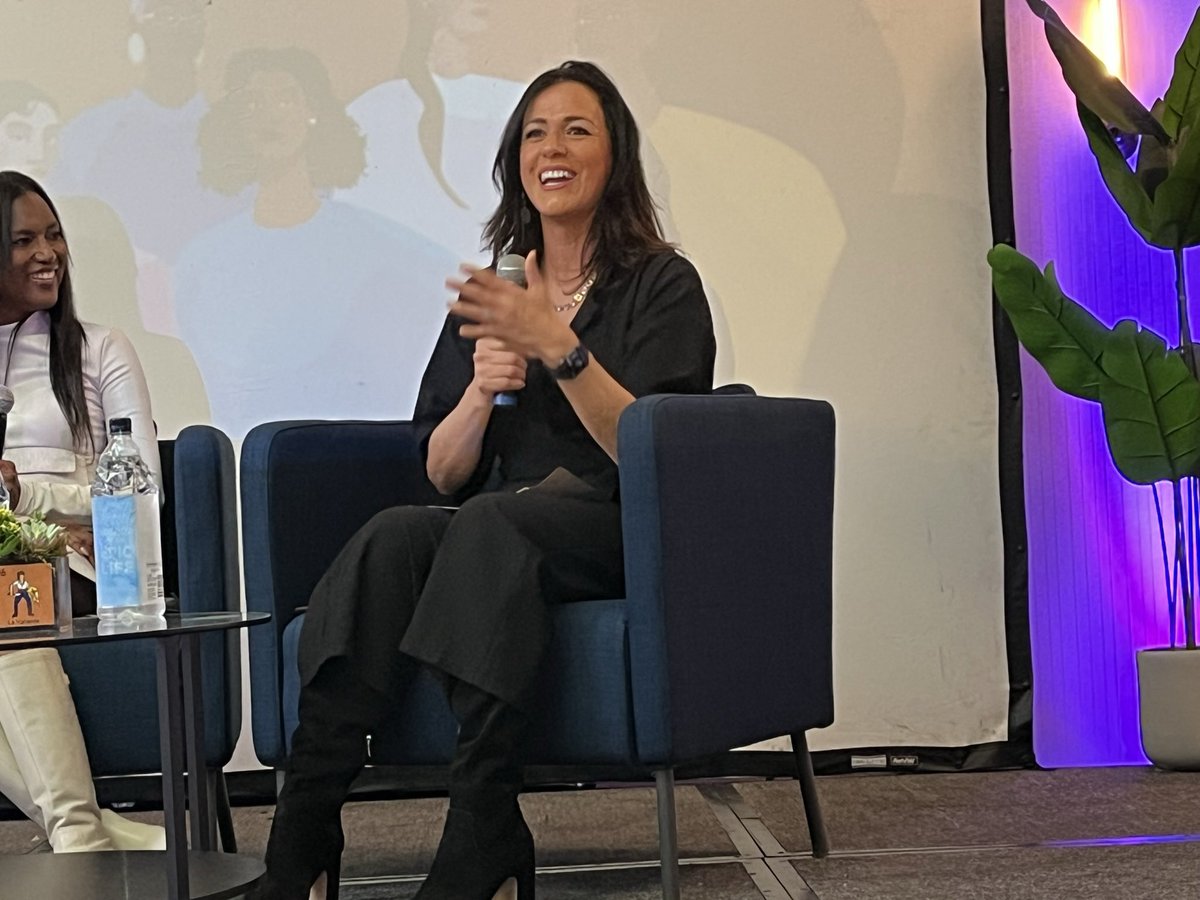 NALIP_org's tweet photo. Advice from Susana Zepeda on finding mentors on LinkedIn: If you find someone on LinkedIn in you want to connect with, write them a note! #DWIMF23 @STZTakeTheLead https://t.co/EYrHFn66Nr