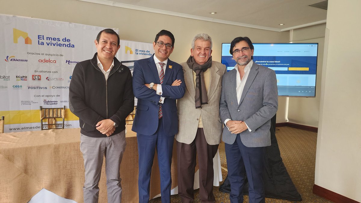 Hoy se realizó el lanzamiento oficial de la iniciativa que auspiciamos "El Mes de la Vivienda!" 🏠🎉  
#ConstrucciónIgualProgreso
#Lanzamiento #SectorImobiliario #MesdelaVivienda