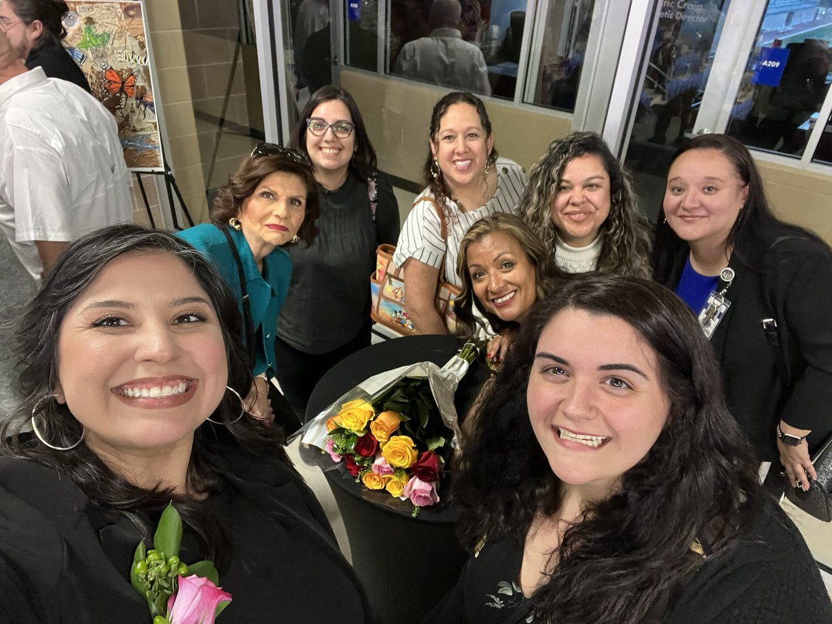 Rebekah Salazar Vela (@vela_rebekah) on Twitter photo Feeling so loved! SO many thanks to my <a href="/NISDVillarreal_/">Villarreal ES</a> family for celebrating us so big today. #dreamteam #nisd Feeling so loved! SO many thanks to my <a href="/NISDVillarreal_/">Villarreal ES</a> family for celebrating us so big today. #dreamteam #nisd