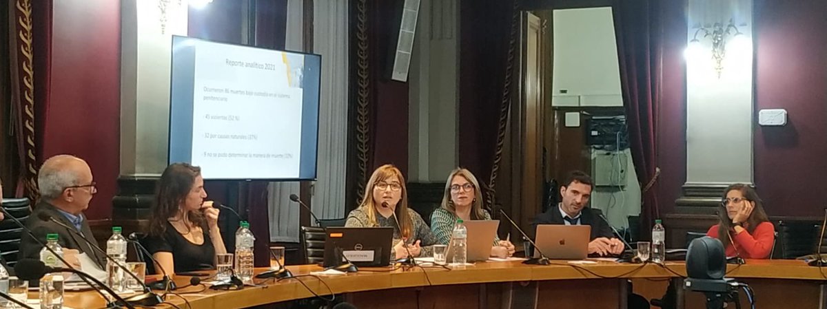 medicinalegal's tweet photo. Seminario de cierre del proyecto de extensión y DDHH sobre la muerte en el sistema penitenciario.
Ana Vigna, Natalia Bazán y Malbina Revetria presentaron los resultados.
Santiago Sosa, Luis Mendoza, Juan González Rossi y Paula Barquet fueron los comentaristas.
Agr https://t.co/PfYkIPR1ew