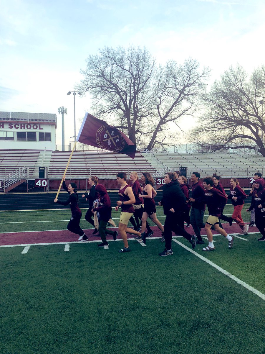JimtownTrack's tweet photo. PLANT THE FLAG! 🏁

Great wins for both teams tonight! A lot of good competition and PR’s! 

#DCP #PlantTheFlag https://t.co/dBWCRpm8ky