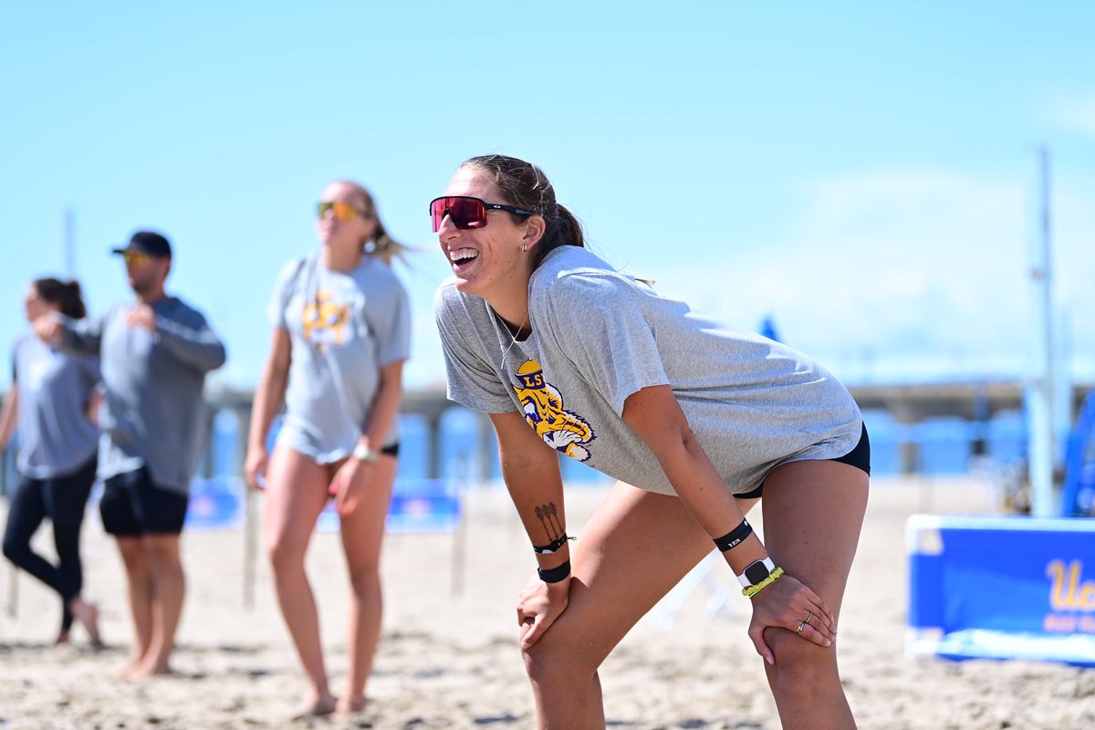 LSUBeachVB's tweet photo. Hopped off the plane at LAX https://t.co/Ko19xMwPIh