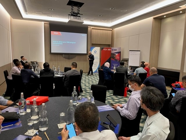 Thanks to the <a href="/RSAsecurity/">RSA</a> #partners, <a href="/MTechSG/">M.Tech</a>, and #Cydentiq for joining us in #Malaysia  to learn how a unified #identity platform:

⚠️Prevents #cybersecurity threats
🔒  Secures #access
✔️Enables #compliance 

Learn more about the RSA Partner Program ⬇️
rsa.com/partner/