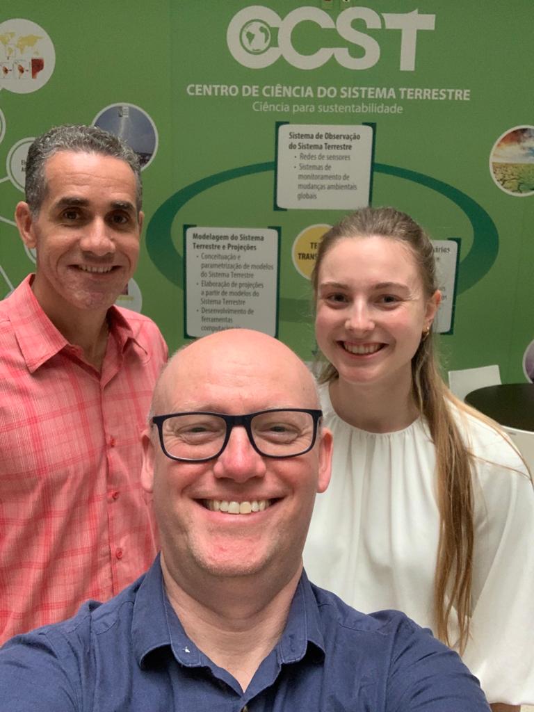 lincolnalves's tweet image. Good to have UK friends at @inpe_mcti today to discuss new projects @MetOffice_Sci @inpe_diiav @andrewjhartley #AnnaBradley #CSSPBrazil @ukinbrazil #climatechange #impacts #adaptation