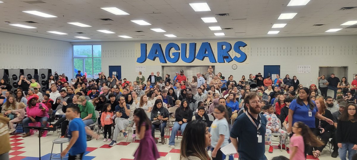 3rd grade musical... The Principal and the Pea was a total success!!! Mr. Carden did a phenomenal job and we had full house! Our 3rd graders sang beautifully 🎶🎵🎶 <a href="/ClaudiaBolivian/">Dr. Claudia Calvo-Montes</a> #togetherasone