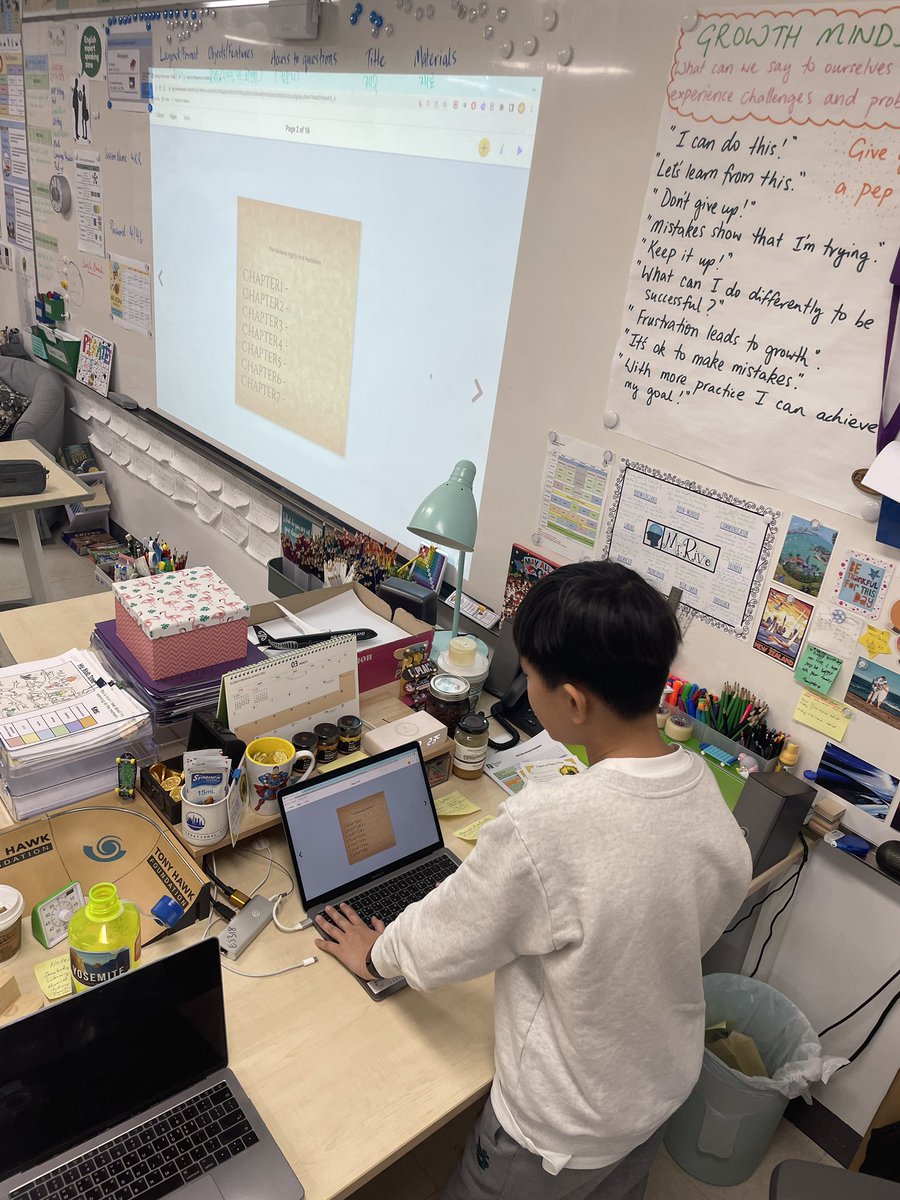 davidmrive's tweet image. Giving Ss opportunities to share their expertise is essential in creating a more student-centered learning environment. It allows them to see their value as teachers, and lays a platform for reflective, collaborative learning. 💻#eBooks #techskills #writing @SJA_Jeju
