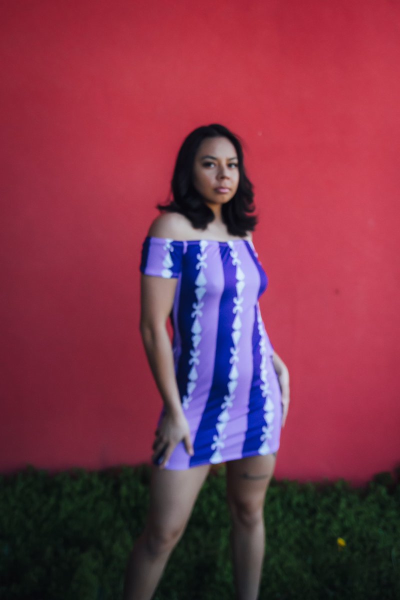 WagonBurning's tweet photo. Our purple ribbon work print. Model in our off the shoulder short dress.
This look can be found on our site.
https://t.co/LsBlH2mzVe
#indigenous #ribbonwork #slay #nativemodel #nativefashion #burningwagondesigns #ndncountry #ndnterritory https://t.co/vpbKMvzXlh