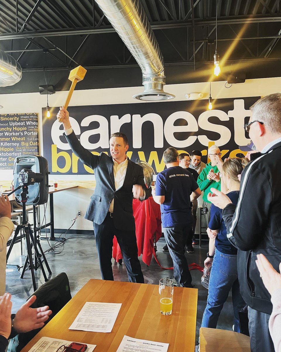 MeldenforToledo's tweet photo. So thrilled to welcome @earnestbeer to District 5. They make great beer, and create community wherever they go. 

Please join my in welcoming this small business to Westgate! 

Also, it was a huge honor to “tap the firkin” to help open this Earnest location. That was fun. https://t.co/z8AZMBZOXX