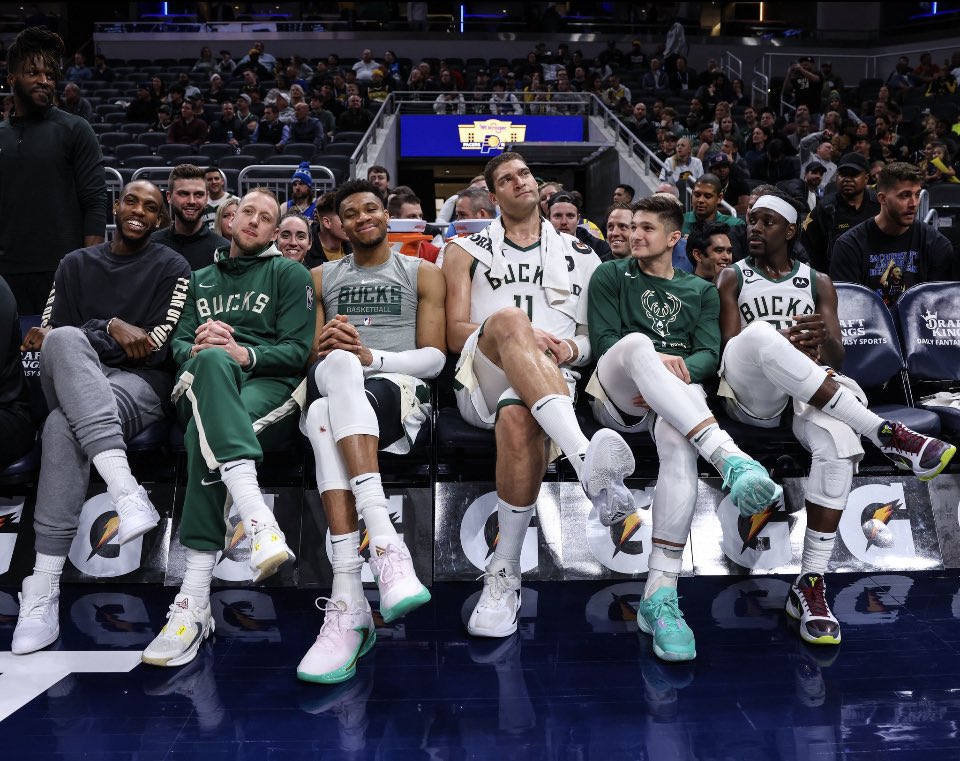 bucks_better34's tweet photo. @TatumMuse we fine lol https://t.co/9Ul7DZhuFk