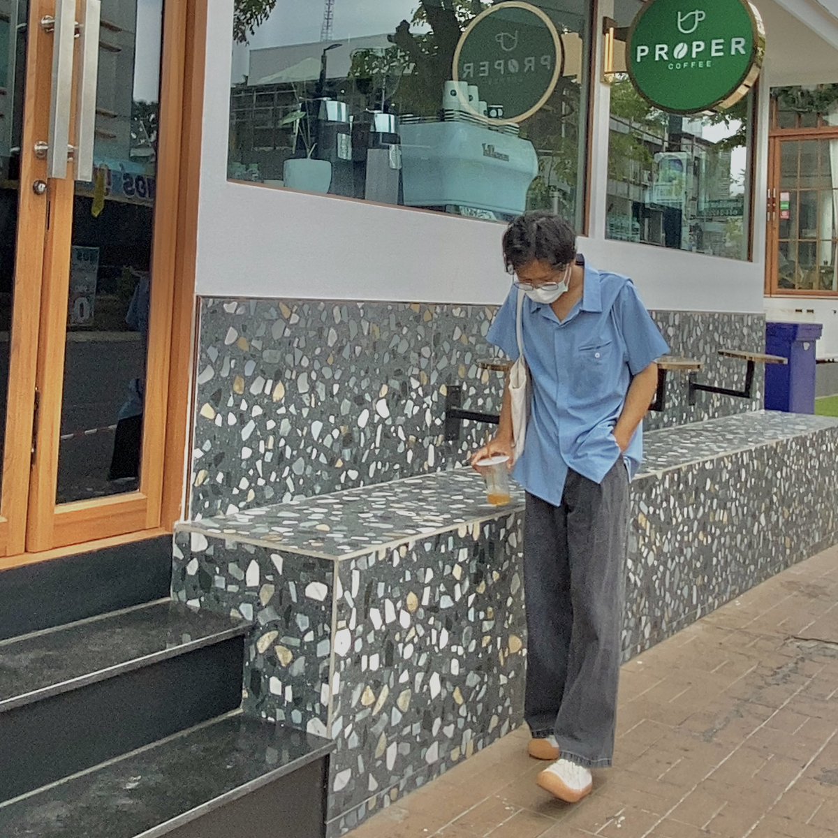 doublesthee's tweet photo. PROPER COFFEE #คาเฟ่เปิดใหม่โคราช 🏡🥤
📍Location : ร้านอยู่หน้าตึก Arpaya (คลังใหม่เดิม)
Map : https://t.co/VFmRpEcu0G
Facebook : Proper Coffee
#ไปกับลุง #คาเฟ่โคราช #Proper #Propercoffee #คาเฟ่เปิดใหม่โคราช #ร้านกาแฟ https://t.co/xh7QQTYQZM