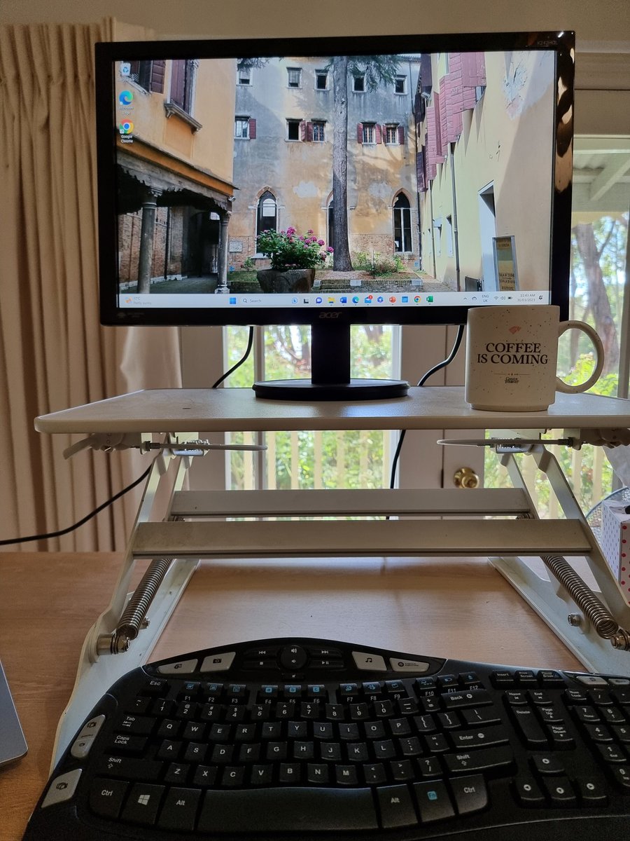 Dr Christine Balint tweet media