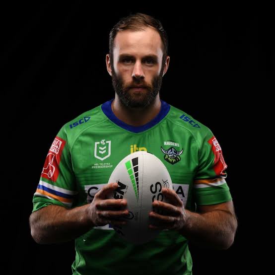 NoShins81's tweet photo. @RaidersCanberra Can this number 6 do the same 🤞
#Shoeman https://t.co/isfIsWZ3g4