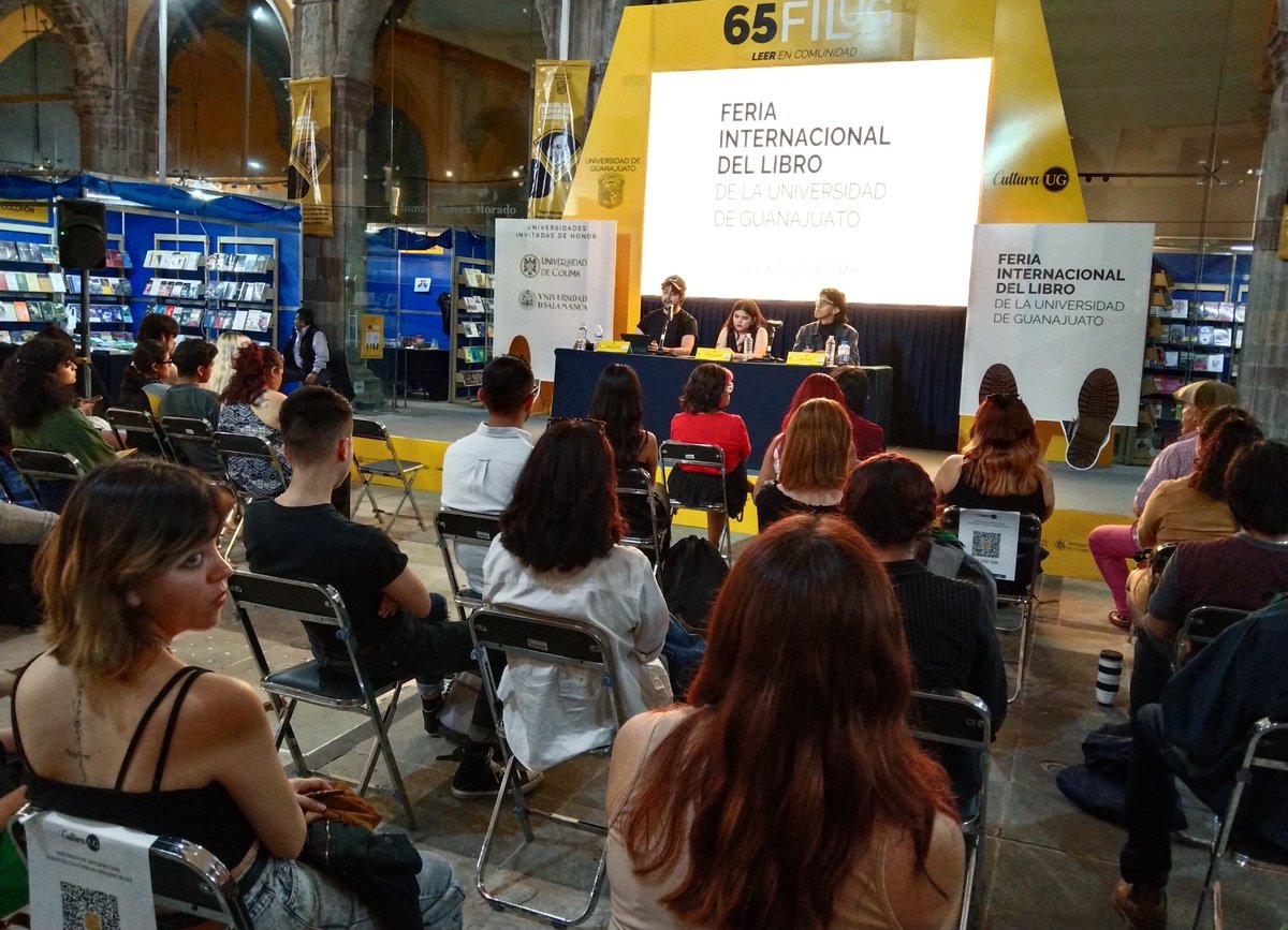 CulturaUG's tweet photo. #LeerEnComunidad
Así se presentó el IX Ciclo de Escritoras y Escritores jóvenes Visitan Cuevano en la #65FILUG
#CulturaUG #SomosAbejasUG https://t.co/BRkWOREnAa