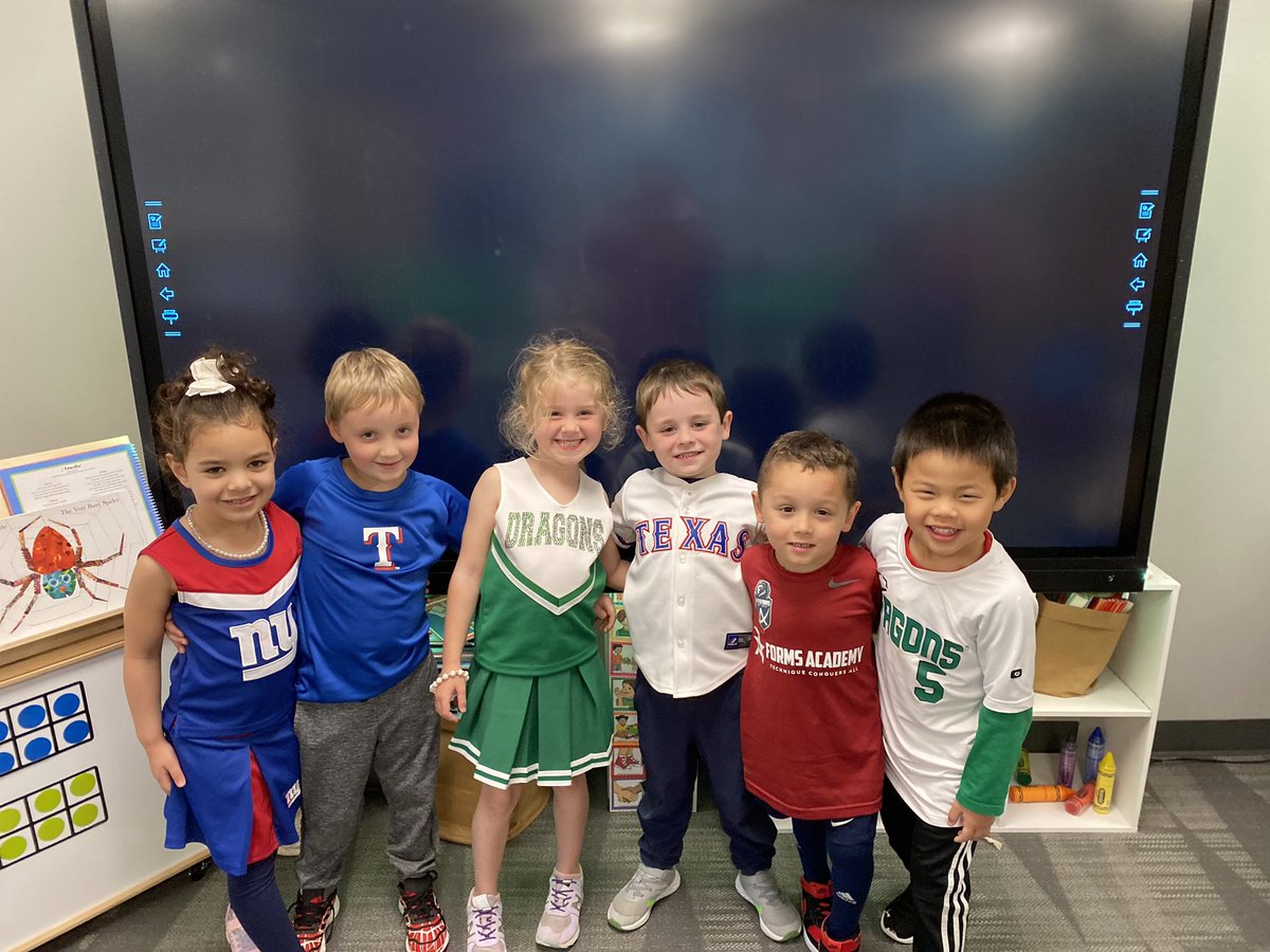 MsRosental's tweet photo. Big Smiles all around Pre-K as we celebrate the opening day of the baseball season! #DragonZone #InspireExcellence @rockenbaughES @CISD_Preschool https://t.co/280KFoeKa3