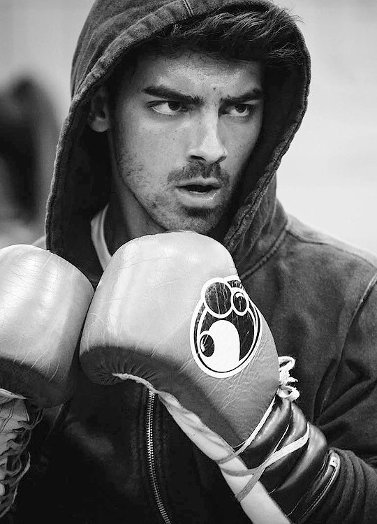 joe jonas archive on Twitter "obsessed with joe jonas