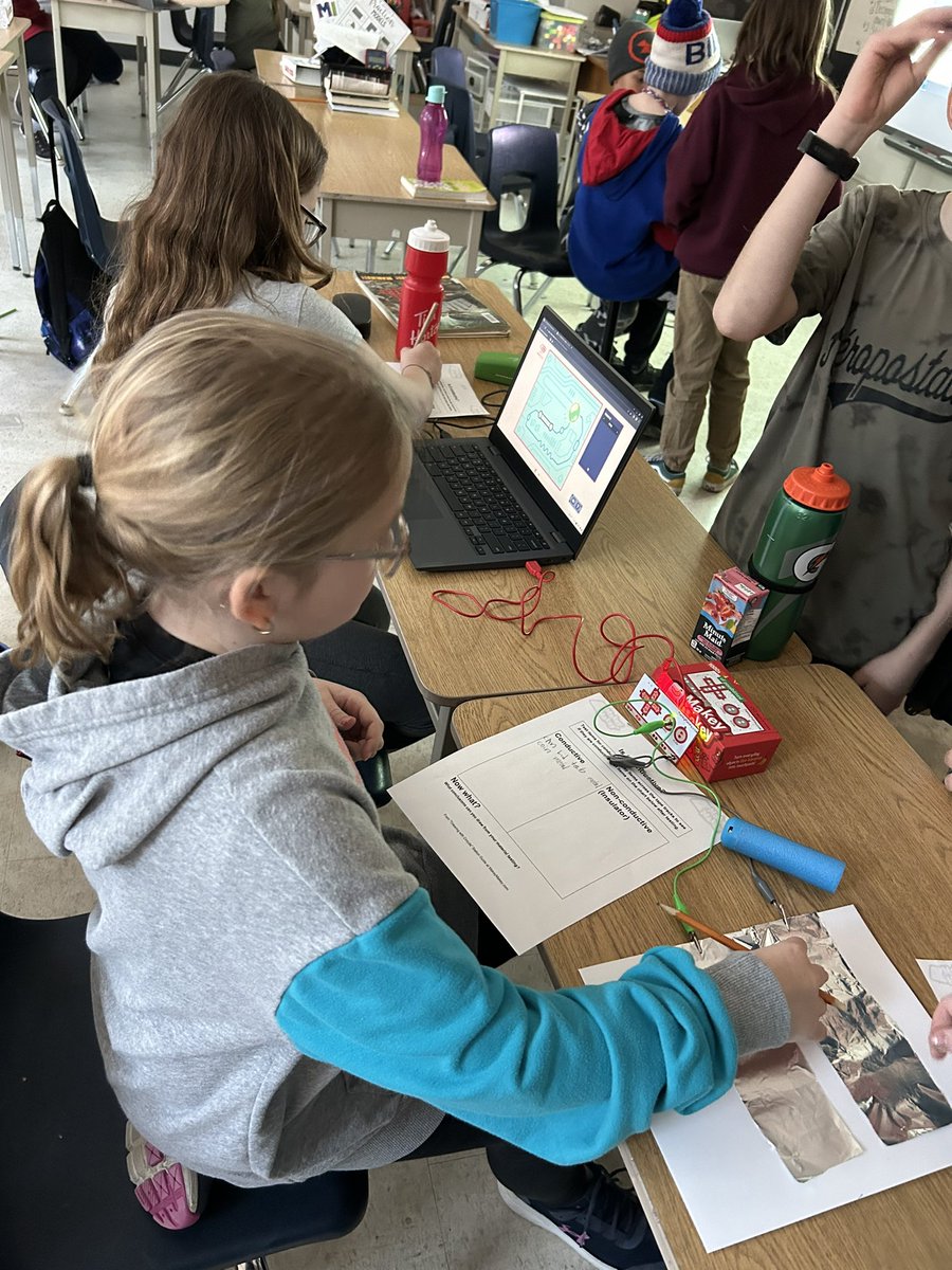 Heather Thomson tweet media