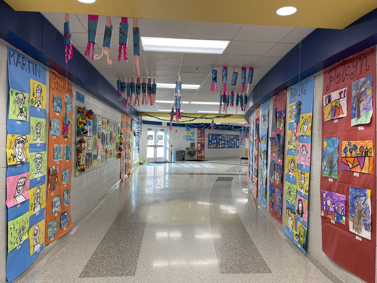 chalkandgrace's tweet photo. @OldHundredES had our first ever Student Showcase. What a magical night for K-2!! We prepared our rooms to showcase all of our learning for family so far. The halls were decorated and STEAM activities flooded the school. #HaskinsCadets🚀 #oneccps💚💙 @MrsRedd7 @Oh_ArtStudio https://t.co/MFAHpQOswg