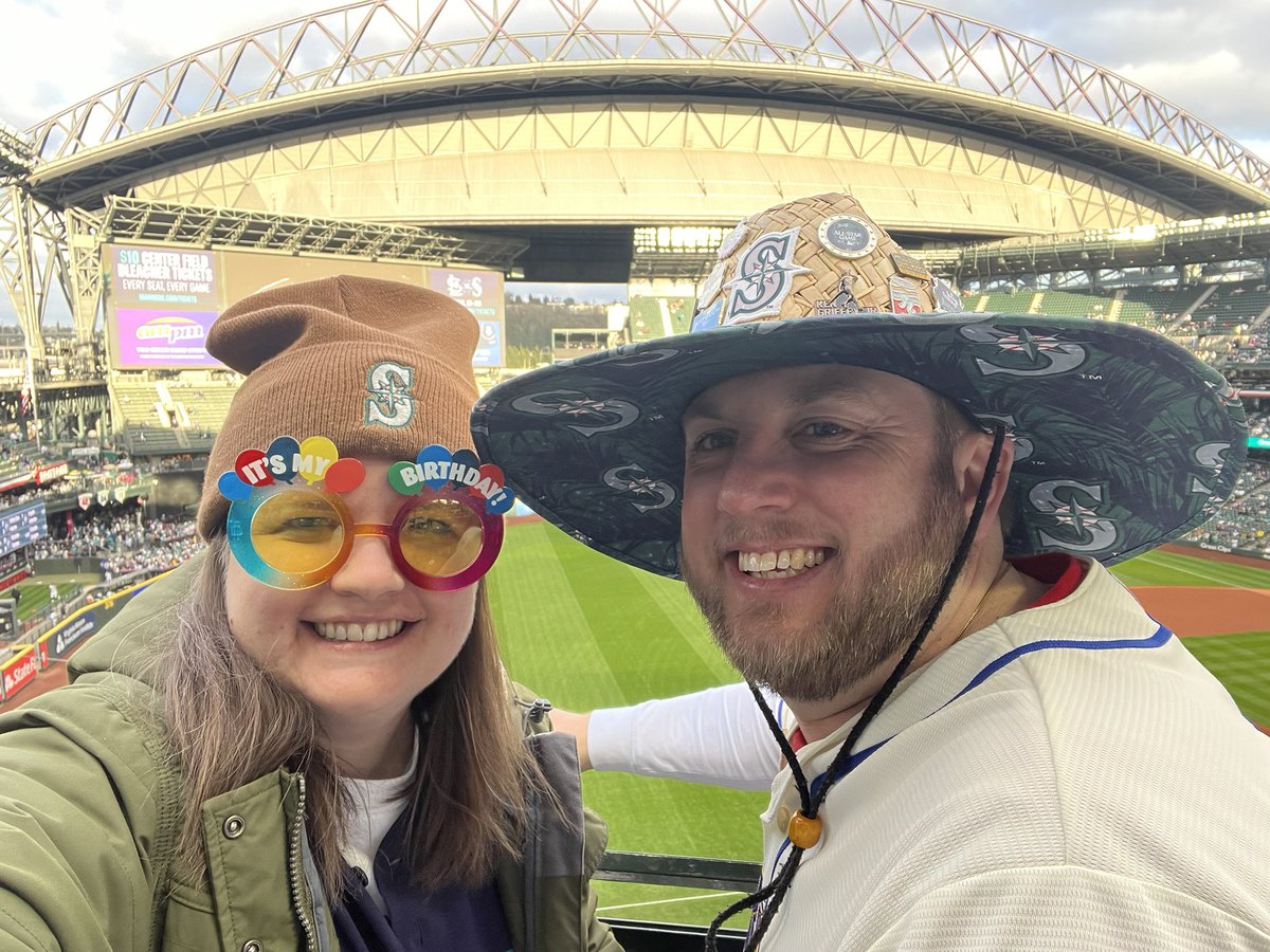 heidiwill83's tweet photo. No better way to celebrate a milestone birthday ⚾️🥳 #OpeningDay #GoMariners #WHEREiROOT #SeaUsRise @Mariners @TMobilePark https://t.co/4zS3caVi5w