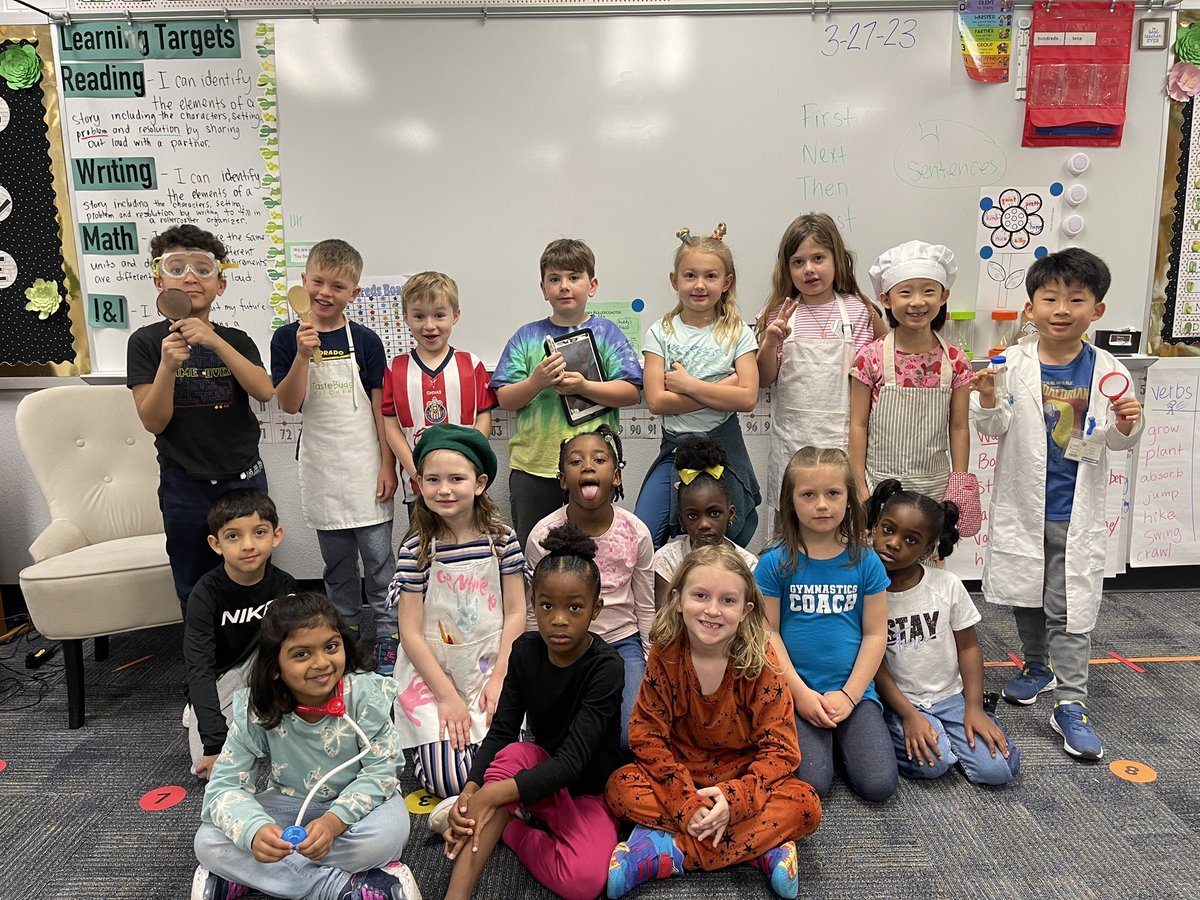 Career Day was a success for our first graders! Huskies are ambitious and go-getters!