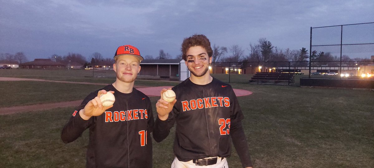 _RocketBaseball's tweet photo. RB/LW wins in comeback fashion down 4 in the bottom of the 6th vs. Henry. Multi-hit for C.Reifsteck 2rbi,   
N. Hunter, H. Koehler 2rbi, D.Garrels with 2 hits and the win. First 💣💣 of the year for N.Hunter and I.Beyer RB now 3-2. https://t.co/3zlVBhSEf2
