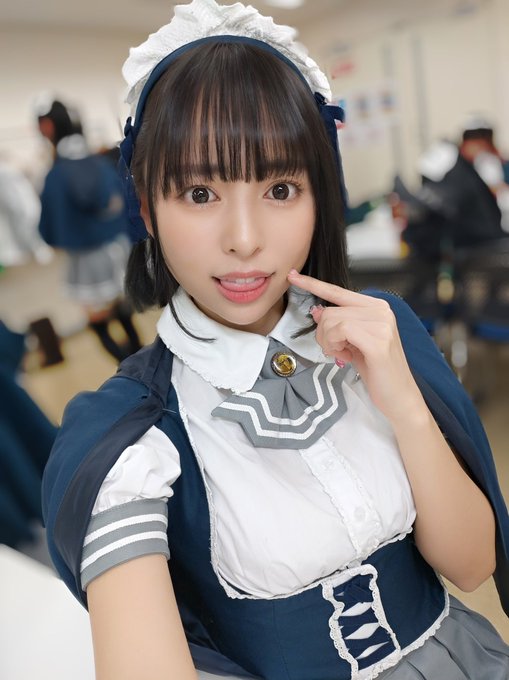 寺坂ユミ