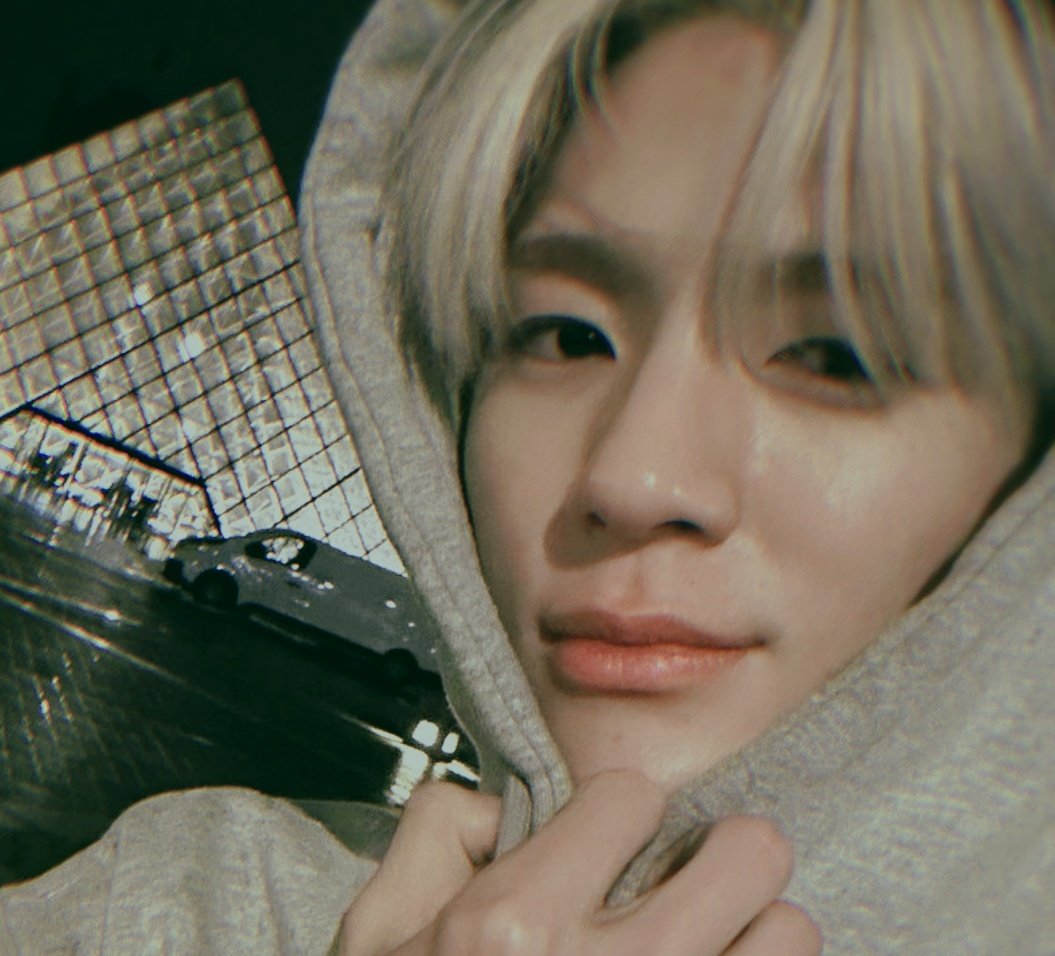 31.03.2023 🐶🐱 🇫🇷
ㅡ 𝙄 𝙡𝙞𝙠𝙚 𝙢𝙚 𝙗𝙚𝙩𝙩𝙚𝙧 𝙬𝙝𝙚𝙣 𝙄'𝙢 𝙬𝙞𝙩𝙝 𝙮𝙤𝙪.