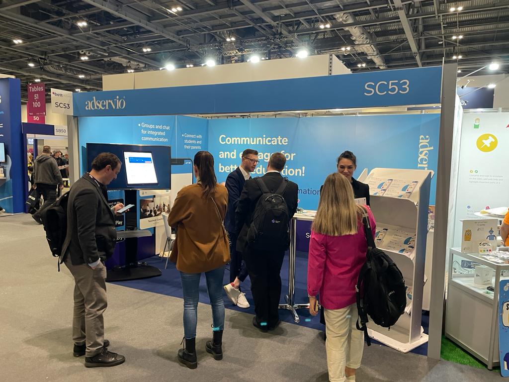 AdservioRomania's tweet photo. LIVE from @Bett_show 🔴 Our team is excited to have our own corner at #BETT2023, the biggest #EdTech event in the world. Let’s explore together the opportunities in the EdTech area! Meet us at stand no.SC53 👋 

#Adservio #DigitalEducation #Edtechevent https://t.co/cPnbpFQUk2