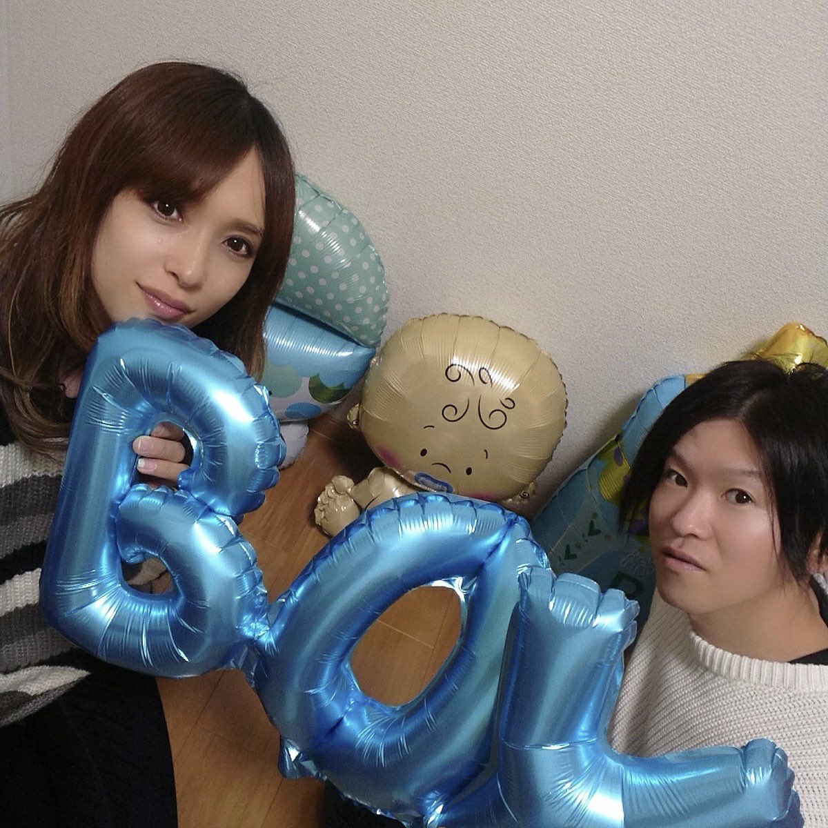 whitefalconyuk's tweet photo. 🎂2022.02.18 (土)🎂

今度こそ性別がわかり♂

記念にケーキでお祝い👶🎂💫

無事に安定期に入りました✨

予定日は4/21です👶💫

元気な赤ちゃんが産まれますように💫

#小さなおやつ屋Atitch
#小さなおやつ屋アティッチ
#Atitch  #アティッチ
#WelcomeBaby
#元気な赤ちゃんが産まれますように https://t.co/g7kpvthNgf