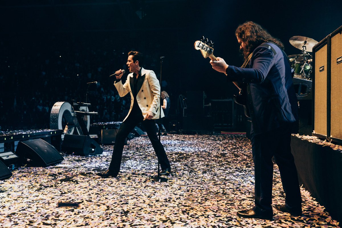 thekillers's tweet photo. Callin’ out from the heart of Jalisco. https://t.co/ZhW2X5Vr08
