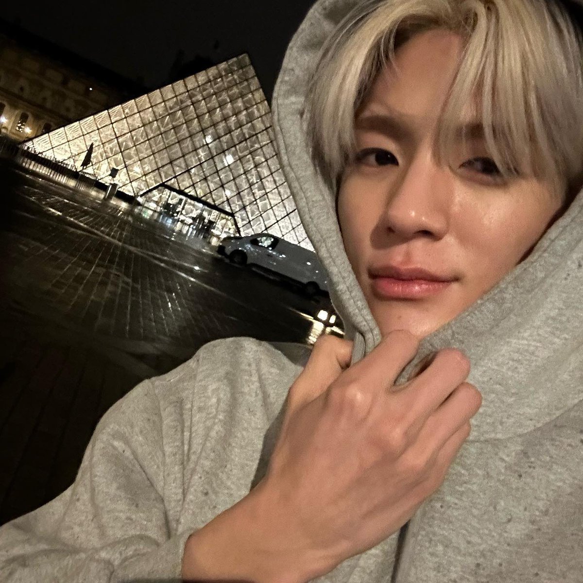 230331 제노 개인 인스타 

PARIS💚💚

instagram.com/p/CqcaRUOrHHV/…