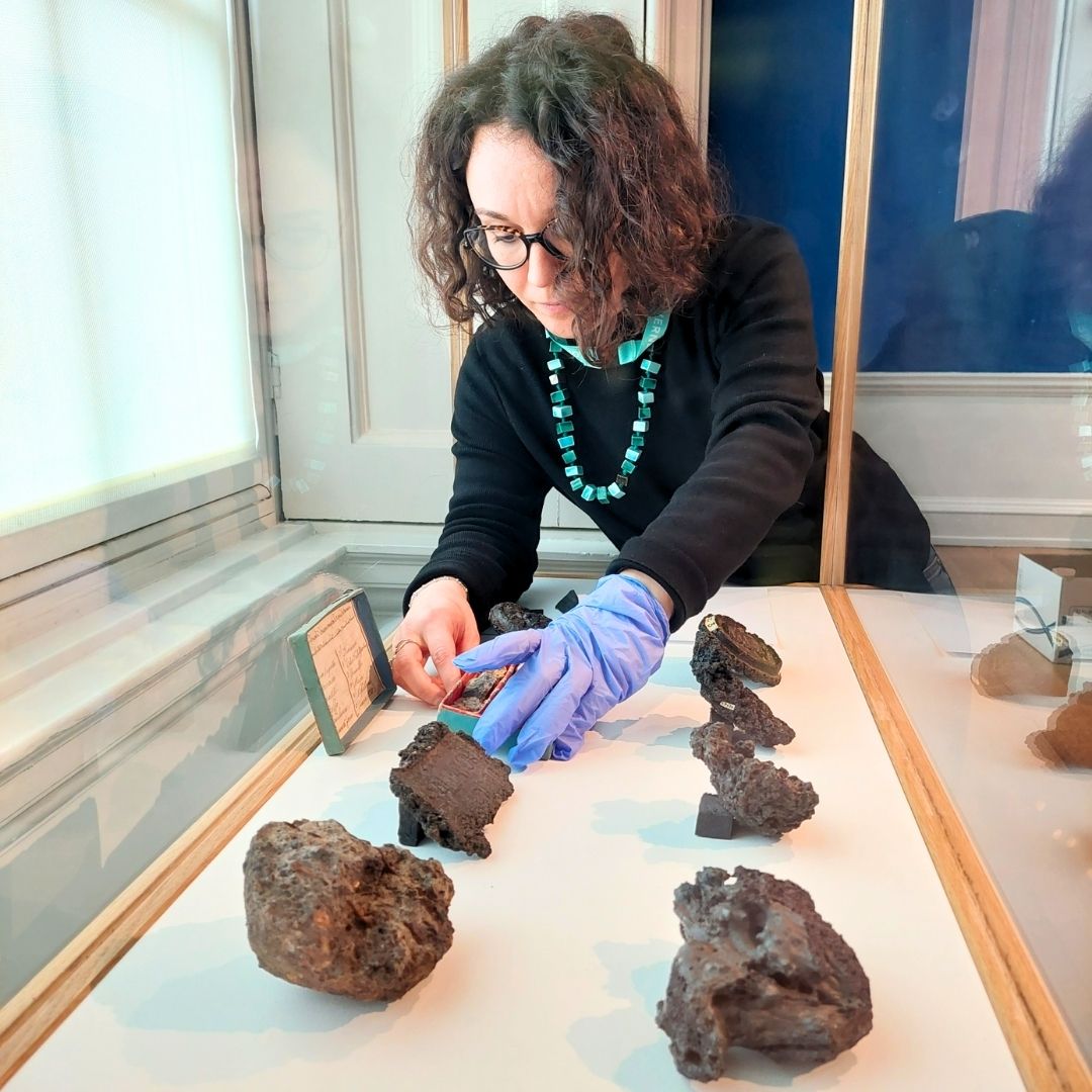 1 day to go until Sensing Naples opens!🖼️
Relax and be inspired by the historical and contemporary art and artefacts on display by letting your creativity run wild and using our sketching trolleys and art supplies inside the galleries.
Find out more: ow.ly/aVCH50Nstm1