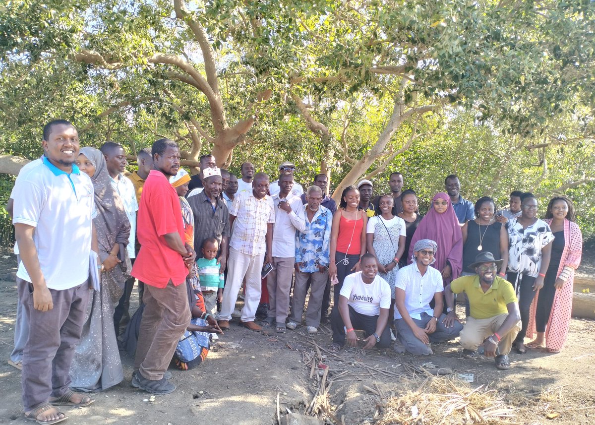 Field visit to Mkupe B.M.U in Miritini, Mombasa to engage the community and enlightening on how the Dongo Kundu bypass has affected their livelihood. @aacjinaction @PACJA1 #ClimateAction #ClimateJustice