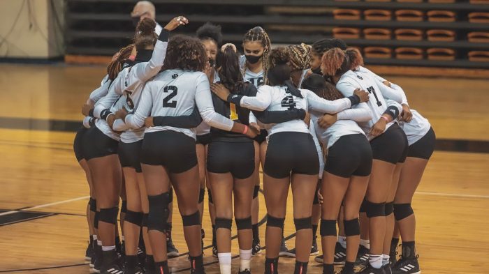 2hmonster's tweet photo. Grambling State’s volleyball program pushes forward a year after controversy Players on reconfigured roster set sights on winning a SWAC championship after finding stability — and success — last season under their new coach - https://t.co/rqYmSz41wr https://t.co/tHSHnEg6Pw