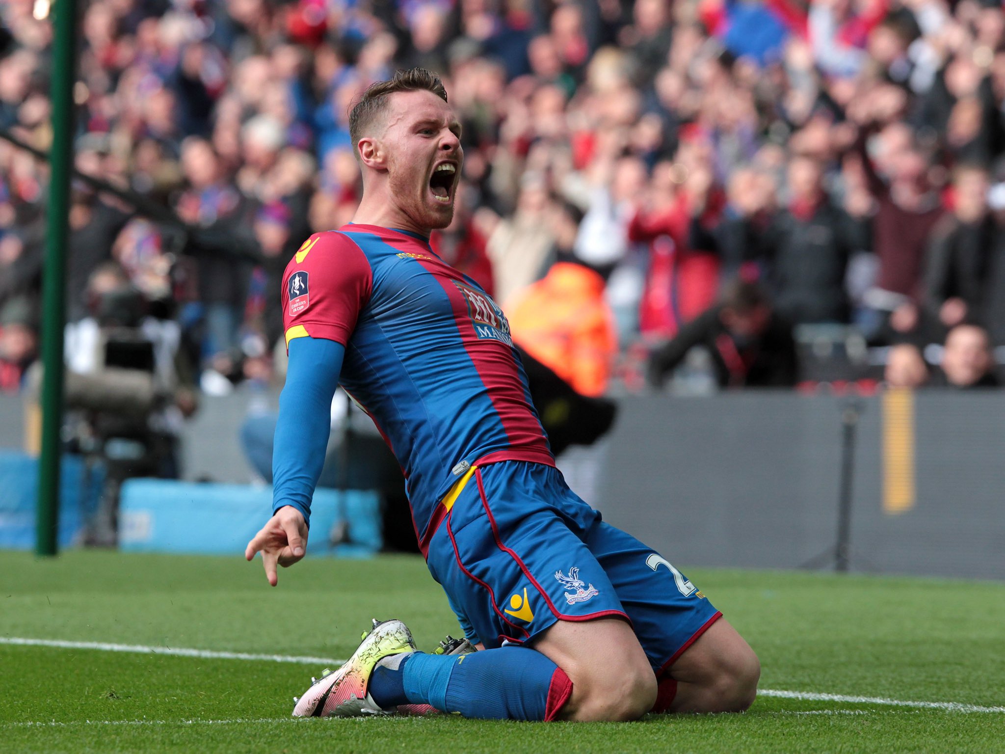 Happy 30th Birthday to former Palace man Connor Wickham!   