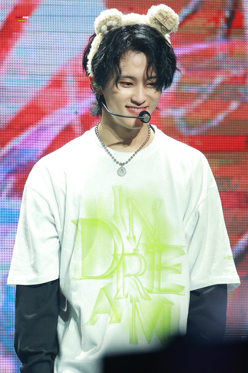 SLAY NOW tweet media