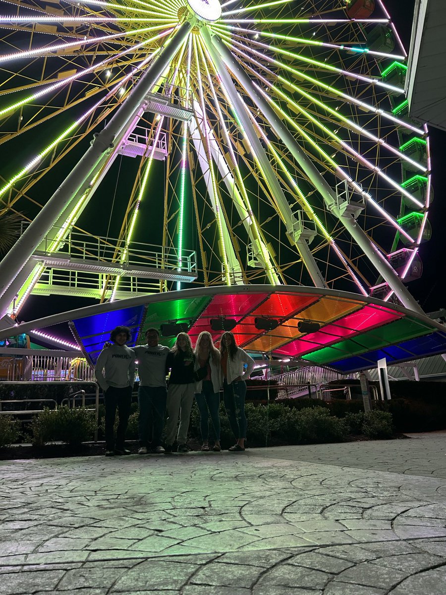Maple_Strength's tweet photo. A little team bonding and some fun before USA Powerlifting High School Nationals. 6 of our 8 lifters present for dinner. Looking forward to a great three days of competition. #TooStrong @lenaweesports @965TheCave @maples_adrian https://t.co/rWfMpgcxqR