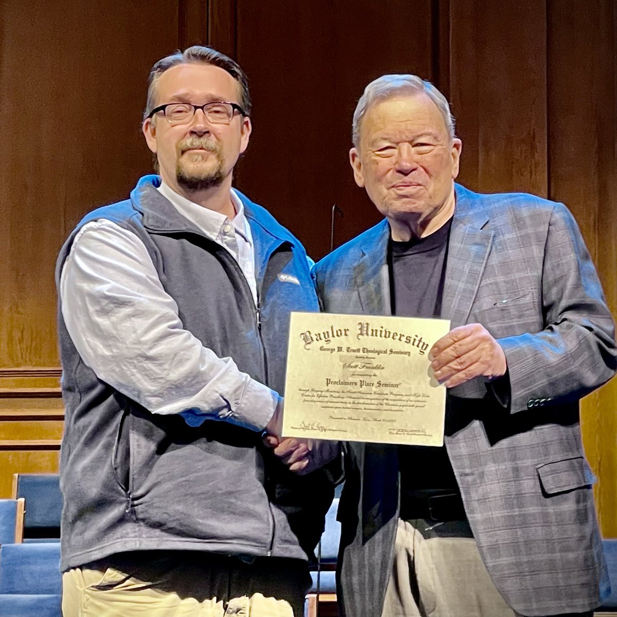 SplineGuy's tweet photo. It was an enormous privilege to be able to participate in Dr. Joel Gregory’s four day preaching seminar at First Baptist Church Plainview, TX. I am deeply indebted to the church for supporting my participation in the event. Thank you! https://t.co/1tU64kzbrH