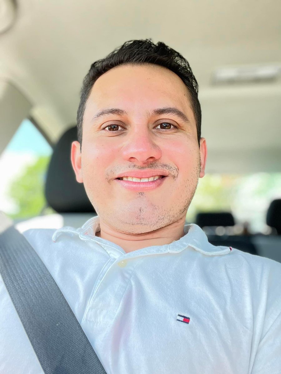 Deja que el mundo te sorprenda”. 
                            
                                                                                    – Nelson Mochilero