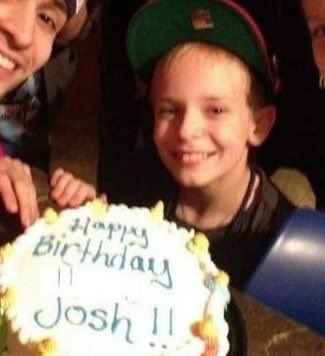 reneeavz's tweet image. { #JKB23 x @joshbeauchamp } 
00:00 Brazil Time!

happiest of birthdays to the one who makes me the happiest &amp;lt;3