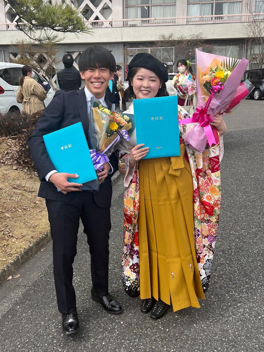 sgk_dance's tweet photo. こんにちは！⭐️

3月17日（金）至学館大学卒業式が催されました。
4年生のマヤ先輩•クウ先輩•タカ先輩がご卒業されました。
おめでとうございます㊗️

先輩方が作り上げてくださった創作ダンス部がこれからも続いていくよう私たちも日々頑張ります！

先輩方ご卒業おめでとうございます🎉 https://t.co/EQX79iuCca