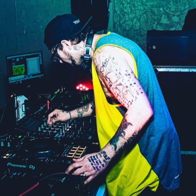 MISTAYAYger's tweet photo. #NewProfilePic https://t.co/QlY48UjOPo