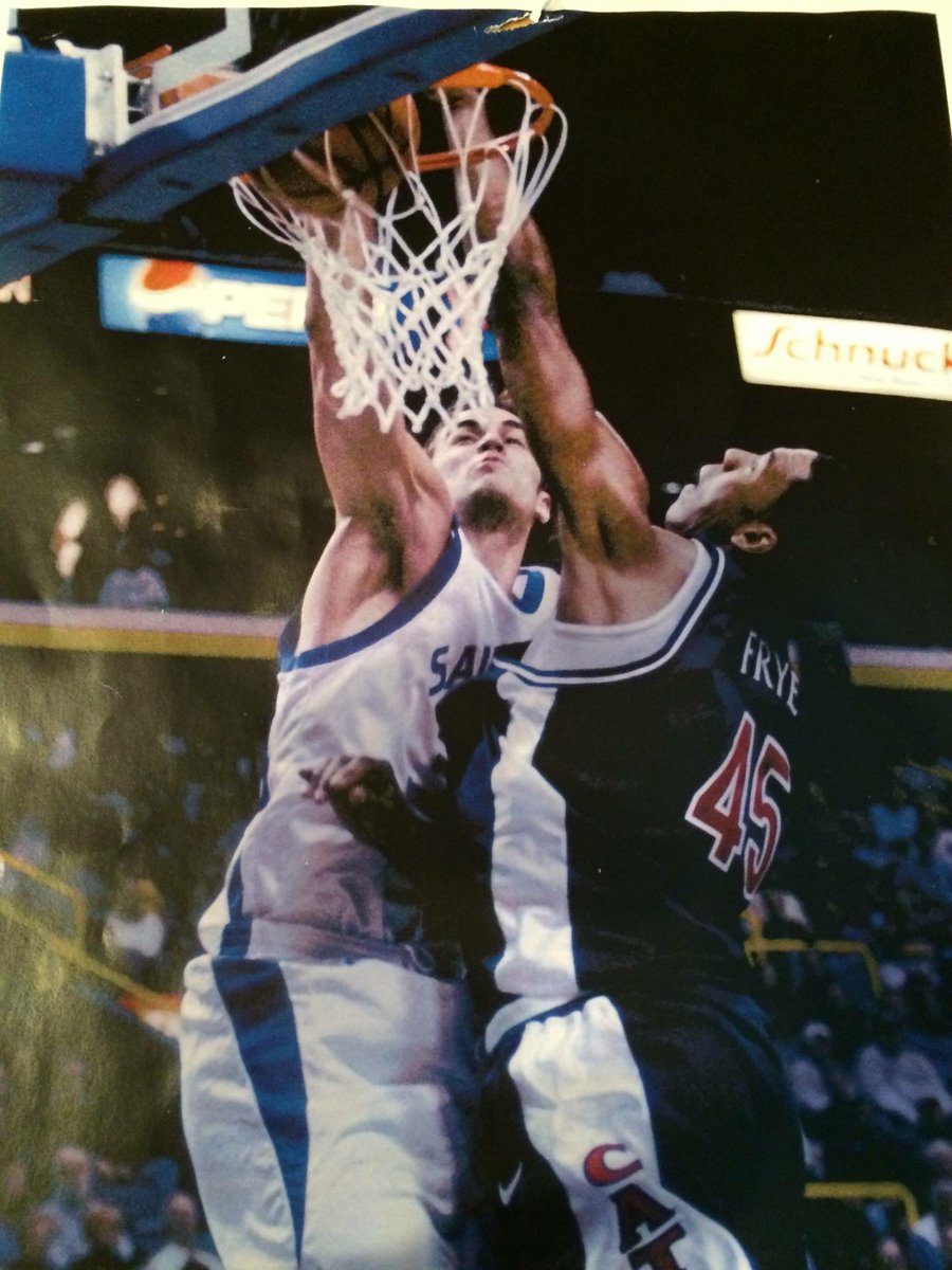 Chris Sloan tweet media