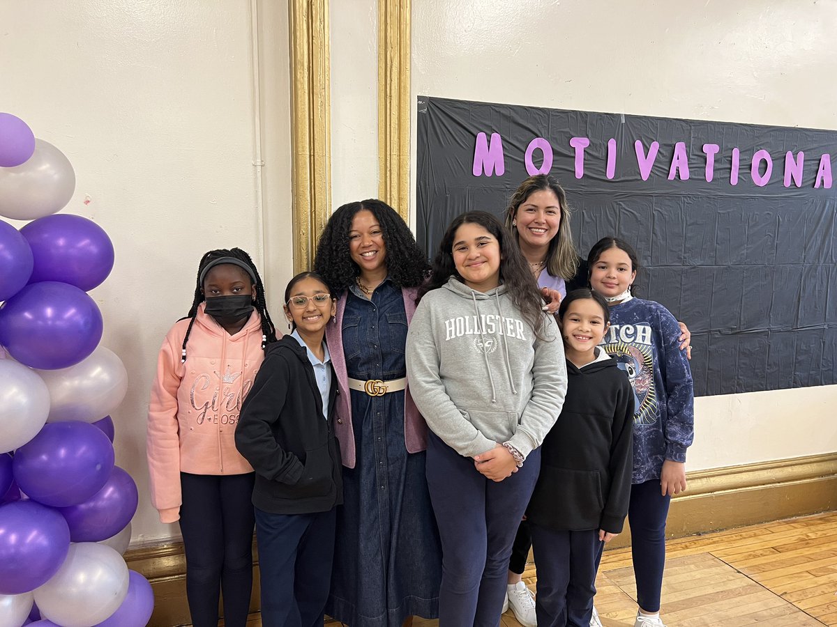 IS 171 The 🧲 School of Leadership & Innovation tweet media