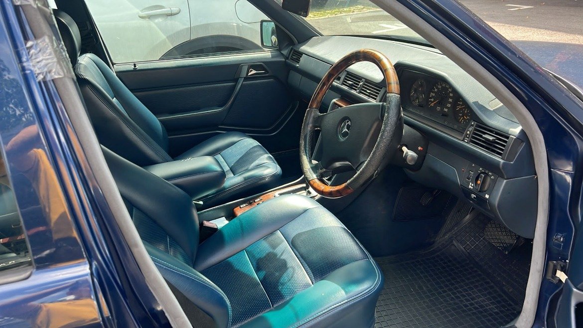 propelauto's tweet photo. #JustIn Mercedes W124 200E car arrived at #PropelAutoScrapYard
Rush now to #5WoodlandsWalk & Grab it😎👇
#W124 #200E #SG #GenuineParts #DoorSill #Bumper #BlueInterior #MercedesBenz #classiccar #Scrapyard #Scrapcar #Usedcars #MercedesParts #Marketing #Carparts #Grab #Rush #Now https://t.co/FO1loIMWhD